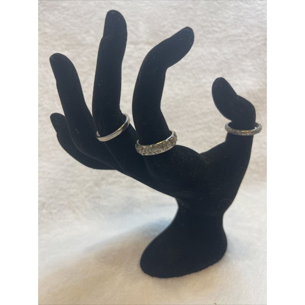 Set of 3 size 6‎ 1/4 metal alloy ring stack bundle - Picture 3 of 6